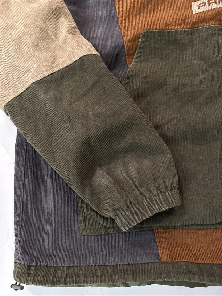 Pullover con capucha y cremallera anorak bloqueada de color primitivo Foto 4 de 4