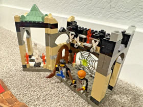 LEGO 4704 The Chamber of the Winged Keys Harry Potter, Instructions & Figs
