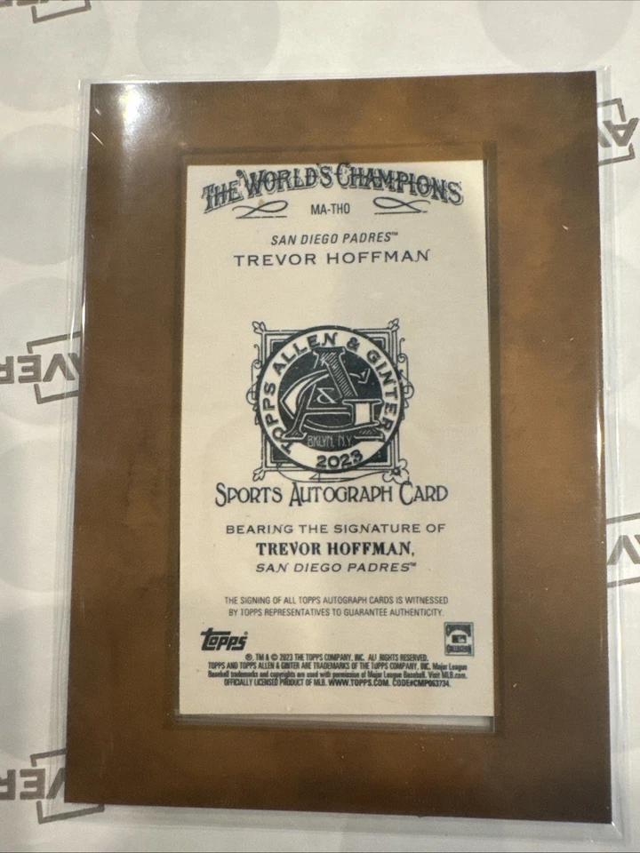 Mini autógrafos Trevor Hoffman 2023 Topps Allen & Ginter enmarcados automáticos #MA-THO Foto 2 de 2