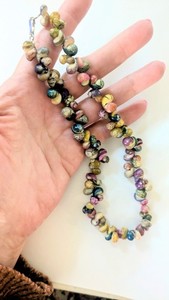 Vintage Hawaiian Dyed Snail Shell Colorful Beaded Surfer Choker Necklace 1960's