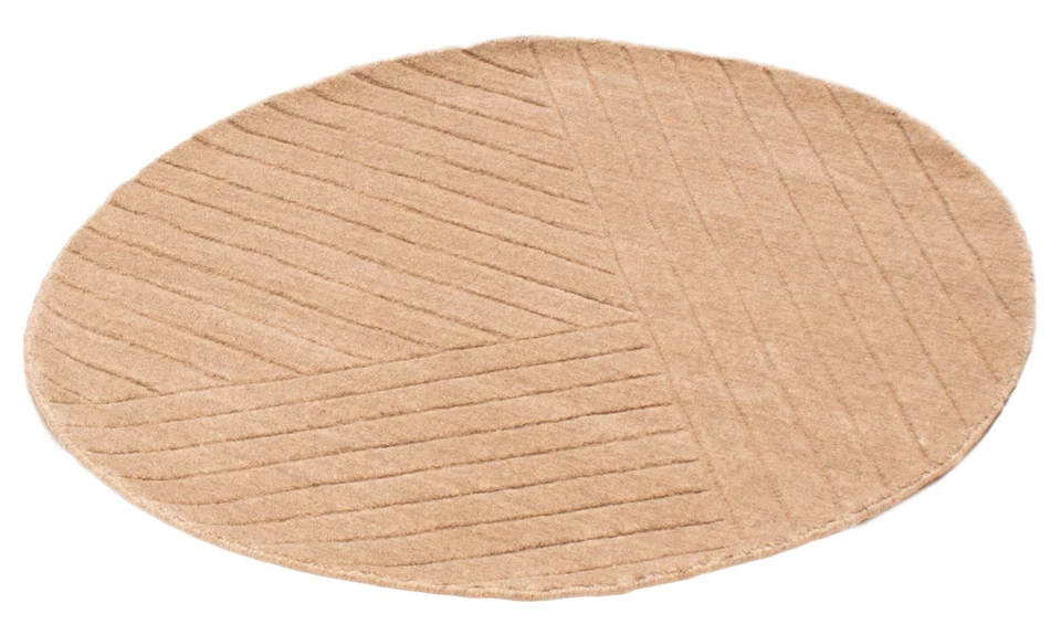 Hand loomed Area Rug 3'11" x 3'11" Traditional Wool Oriental Carpet - Image 4 of 4