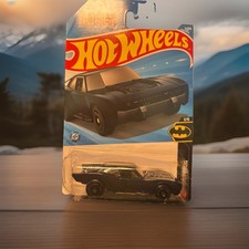 Hot Wheels 2026 Blue The Batman Batmobile 4/250 Batman 1/5 J Case