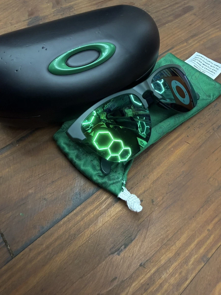Oakley グリーン ベスト 新品未使用 Oakley Green Frame Sunglasses for Men for sale | eBay
