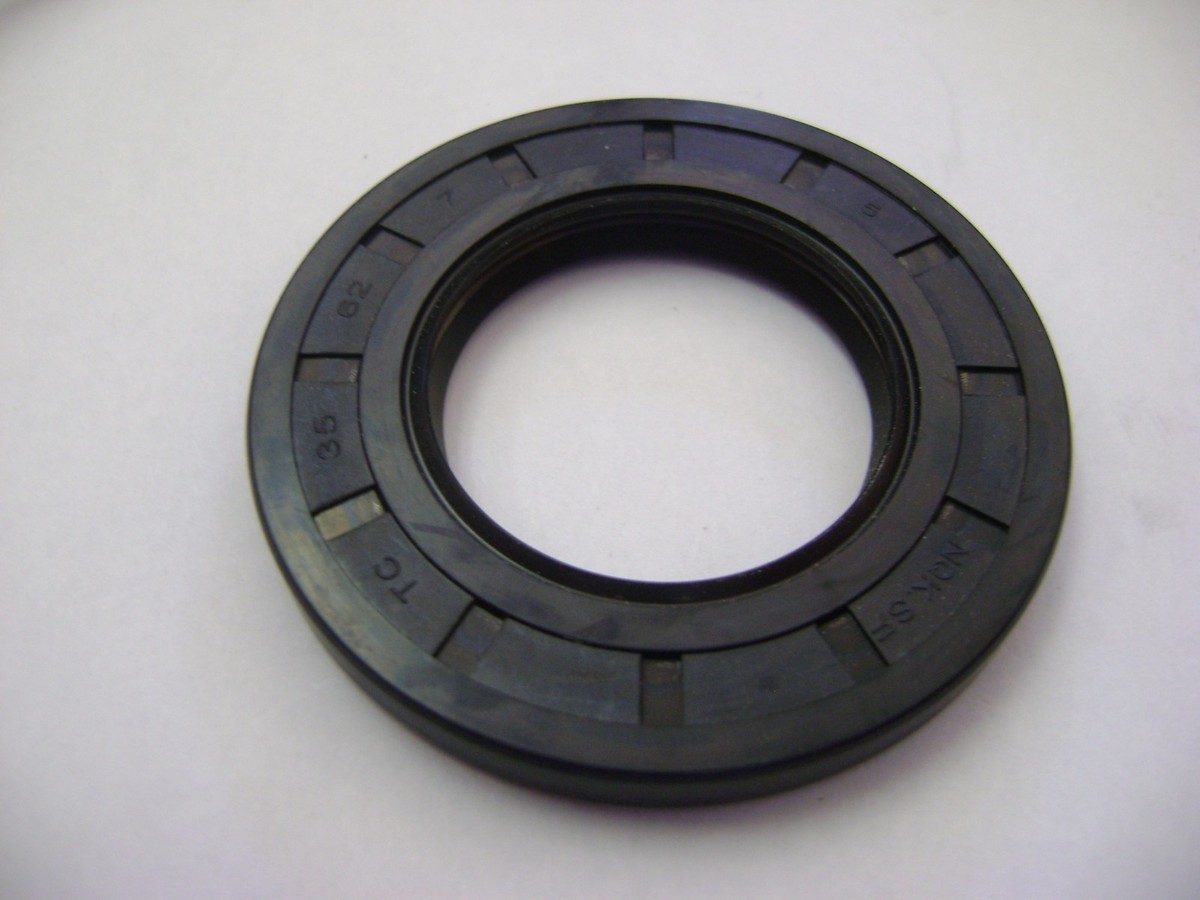  35 ローヤル 35 トミノール R氏とのカメラ・レンズ談義 その40 : 会計士によるバリューアップ