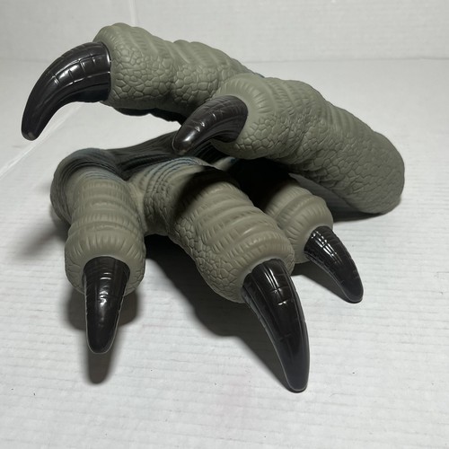 Jurassic World Velociraptor Blue Claws Dinosaur One Size Gloves Mattel 2017 - Picture 2 of 7