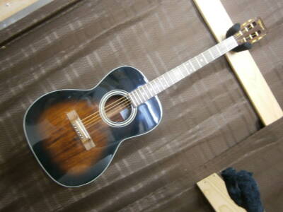 タカミネ＜TSN-500＞日本製・スロッテッドヘッド・小ぶりボディ・生産終了品 Acoustic Guitar Takamine TSN500 Sunburst Solid Top Slotted