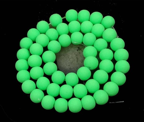 8mm Matte Frosted Neon Rubber Glass Round Beads - Green 16" - 第 2/2 張圖片