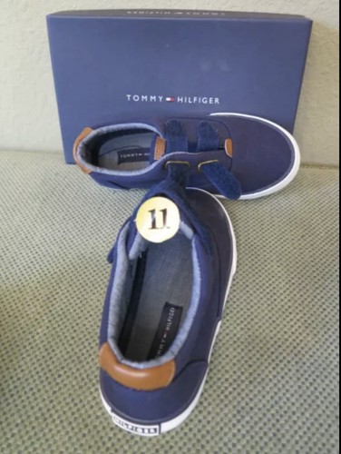 New in Box Tommy Hilfiger Lil Dennis Oxford Little Boy Athletic Shoes Size 11 - 第 6/7 張圖片