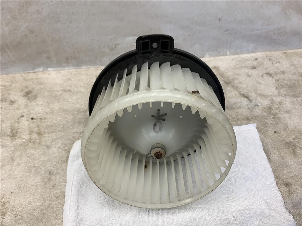 Discovery 3 Heater Blower Fan Discovery Heater Fan 2007 Year 17360045