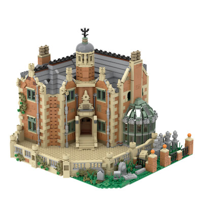 MOC: The Haunted Manor Building Gothic Revival Style Architecture 3944 Parts