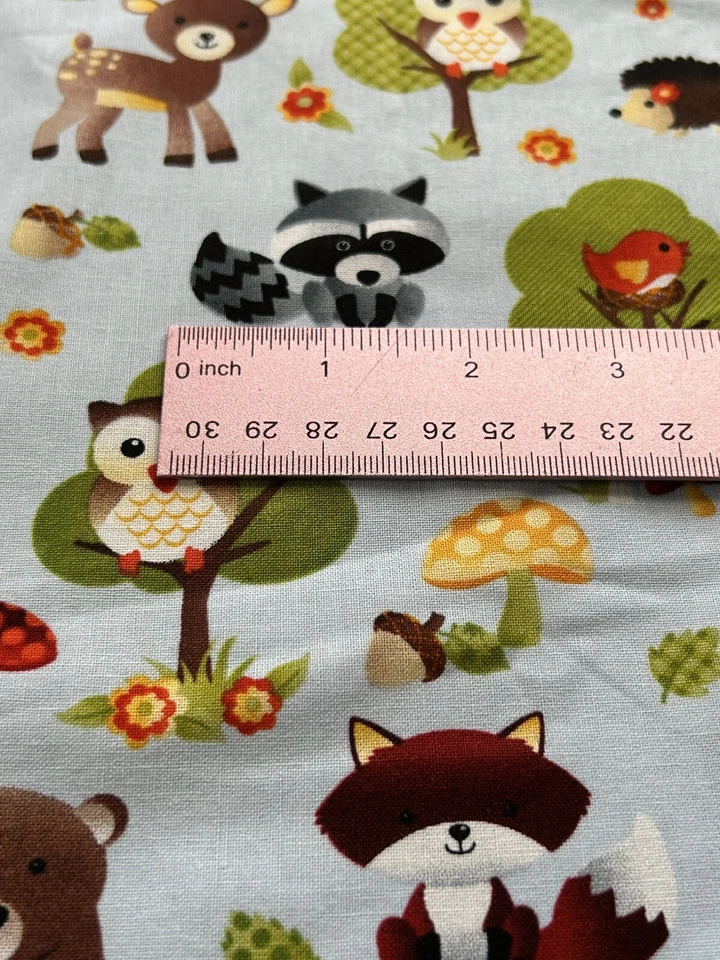 Tela para vivero Blue Woodland alta moda ciervo búho hongo edredón de algodón de 1/2 yarda Foto 2 de 3