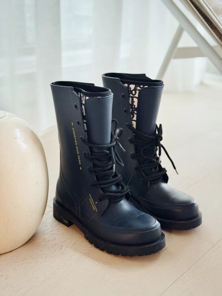 CHRISTIAN DIOR Dior Camp Rubber Rain Boots (SIZE 35) | eBay CHRISTIAN DIOR Dior Camp Rubber Rain Boots (SIZE 35) | eBay
