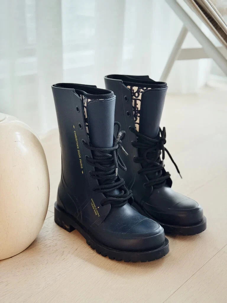 CHRISTIAN DIOR Dior Camp Rubber Rain Boots (SIZE 35)