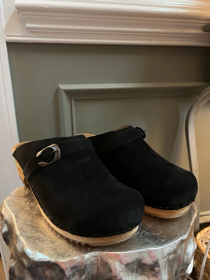 Zuecos de gamuza negros daneses Sanita Heidi abiertos NUEVOS EN CAJA 41 EE. UU. 10 Foto 2 de 4