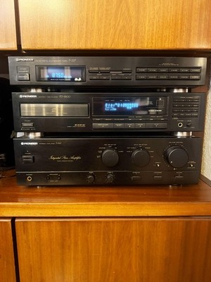Pioneer Kompakt-Anlage: Stereo Amplifier/Compact DiscPlayer/ FM/AM Digital Tuner
