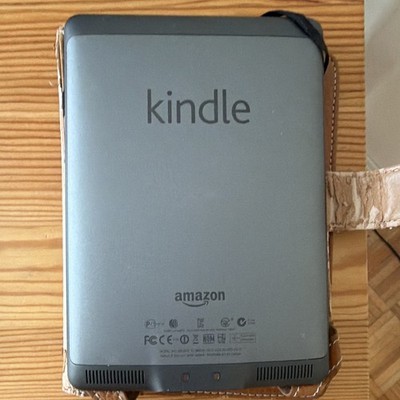 Amazon Kindle Touch eBook Reader, Gray, Wi Fi Internet Connectivity D01200