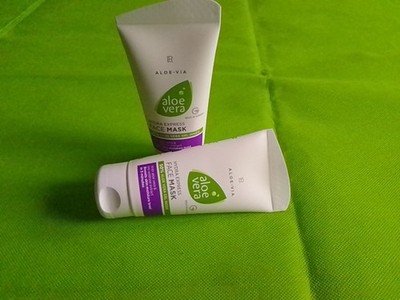 2 Tuben a 75ml LR Aloe Vera Hydra Express Face Mask 