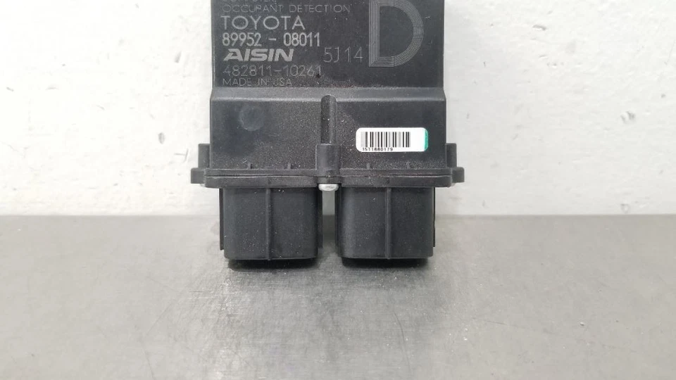 MÓDULO DE CONTROL SRS 16 TOYOTA TUNDRA DOBLE CABINA 8995208011 Foto 4 de 4