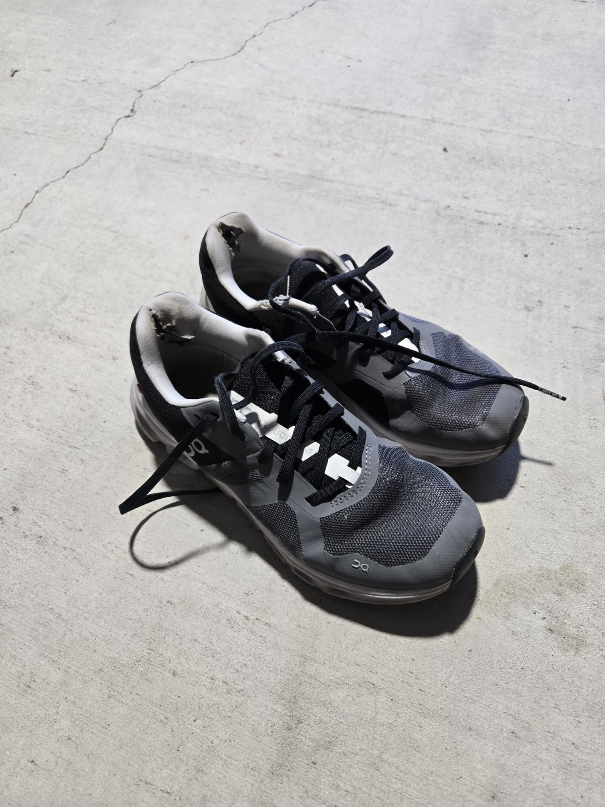 FLAWED On Cloud Onrunner Eclipse Gray Black Women… - image 1