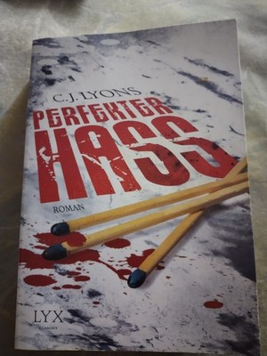 Perfekter Hass von Lyons, C. J.