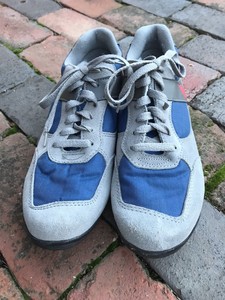 specialized lace up shoes