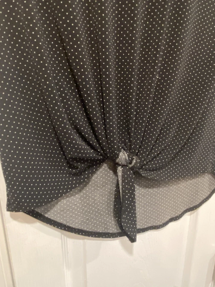 Sobre Verde Talla M Negro Blanco Lunares Cuello en V Corbata Frontal Manga Gorra Top Foto 4 de 4