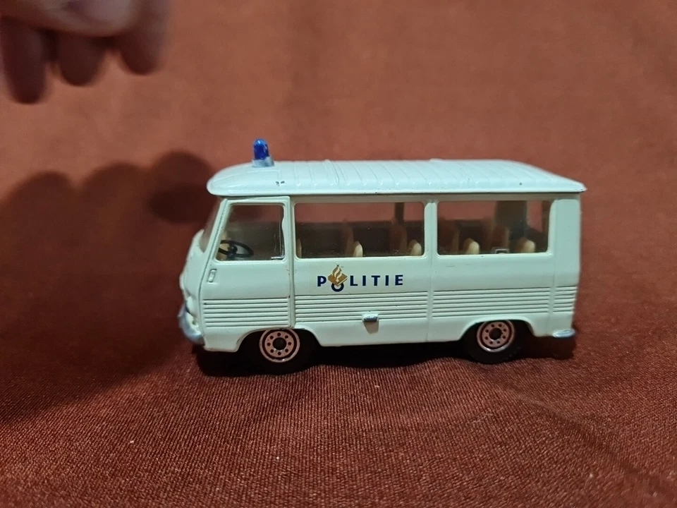 SOLIDO TONEGRAM 355 PEUGEOT J7 POLITIE PAESI BASSI SCALA 1/50. - Immagine 4 di 4