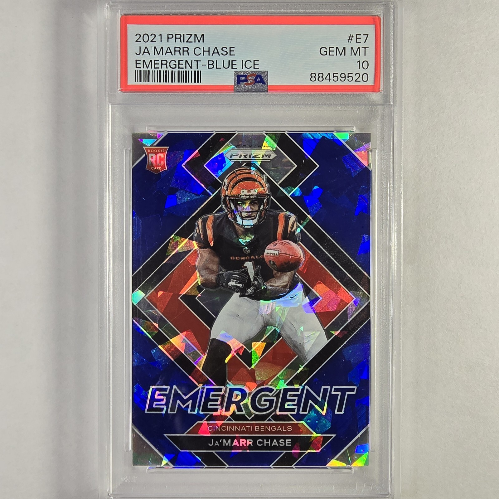 2021 PANINI JA'MARR CHASE EMERGENT E7 PRIZM BLUE ICE /99 ROOKIE - GEM MT PSA 10
