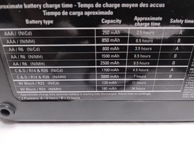 NUON Battery Charger Model # NURECH8 Intended for NiCd / NiMH AA, AAA, C, D & 9V