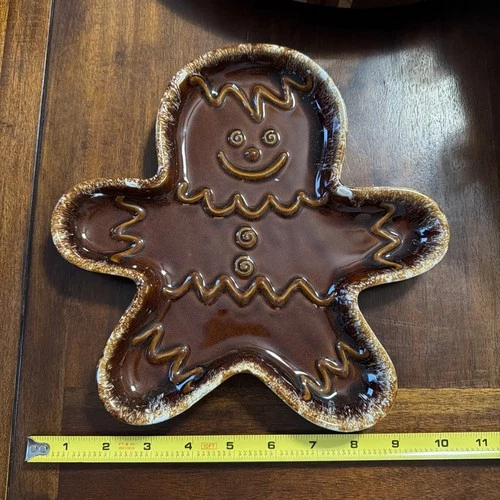 Vintage MCM Hull  Drip Pottery Gingerbread Man Ceramic Stamped Tray Dish Trinket