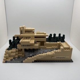 LEGO Frank Lloyd Fallingwater 21005 Complete Original Box, Manual & Extra Pieces