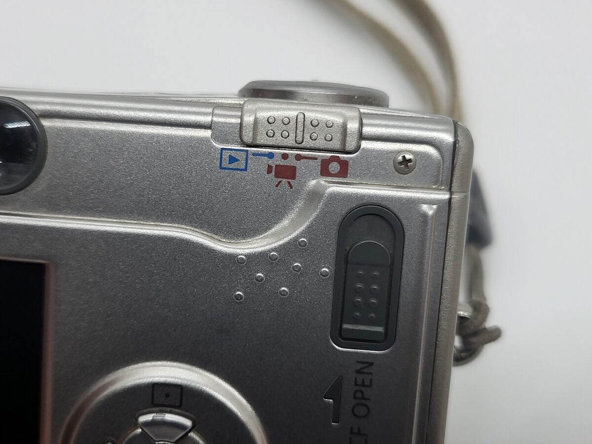 Canon IXY DIGITAL 200A PC1022 | 1-2.9 MP | Silver | Compact Canon IXY DIGITAL 200A PC1022 | 1-2.9 MP | Silver | Compact