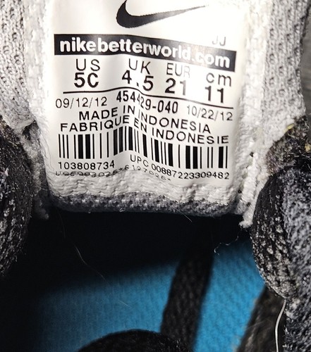 NIKE AIR MAX NAVIGATE TODDLER SIZE 5C BLACK/GREY/BLUE LIGHTLY USED - Picture 4 of 11
