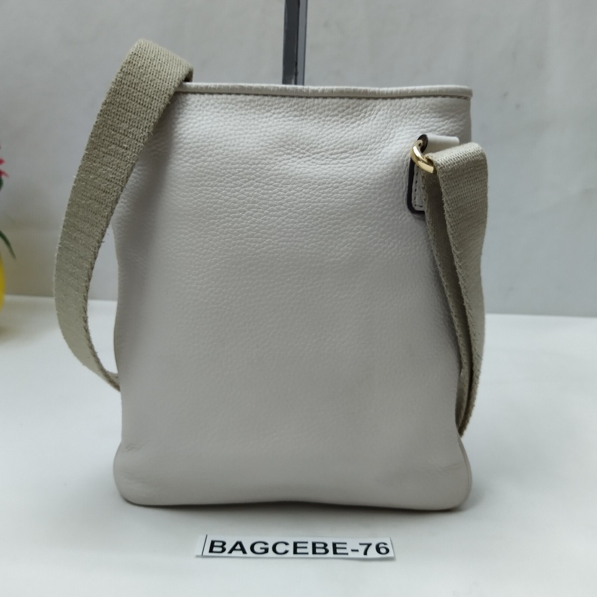Michael Kors White Leather Round Logo Crossbody Bag | eBay