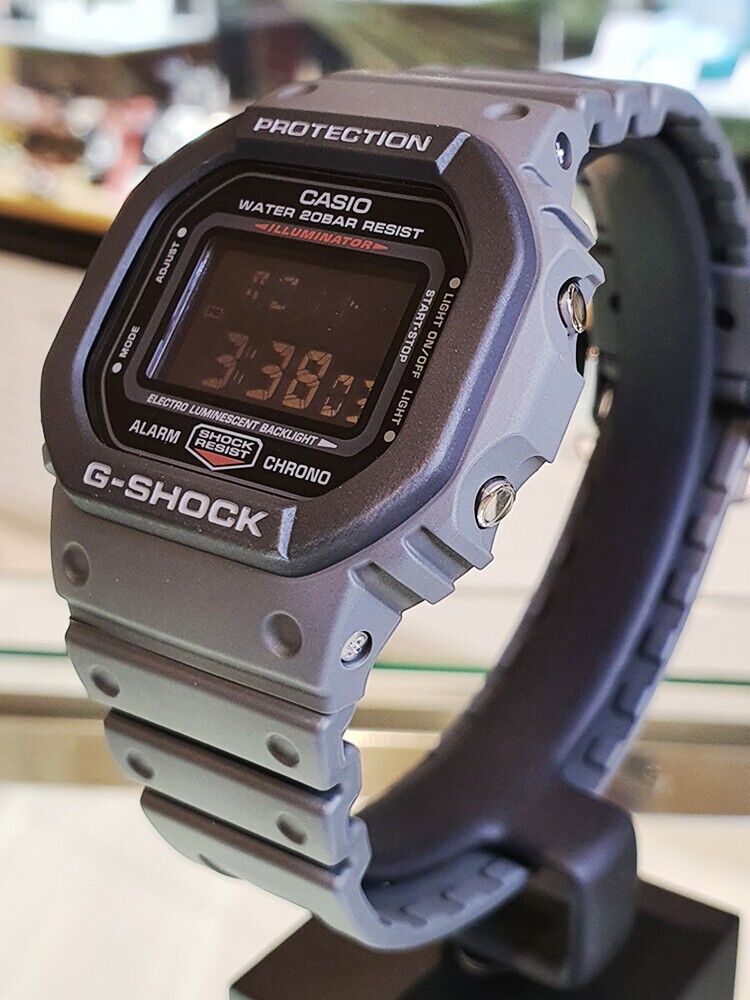Casio G-Shock Resin Strap Men Watch DW-5610SU-8DR Original Casio G-Shock Resin Strap Men Watch DW-5610SU-8DR Original