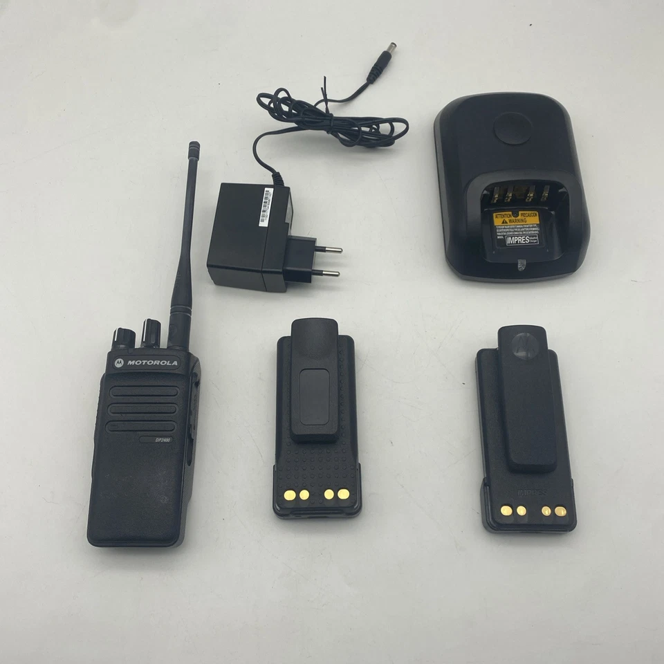 Motorola DP2400E Enhanced UHF DMR IP54 5 Watt Handfunkgerät - Bild 1 von 4