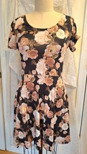 Forever 21 Black Floral Dress, Fit and Flare, Cinched Waist, Juniors  L