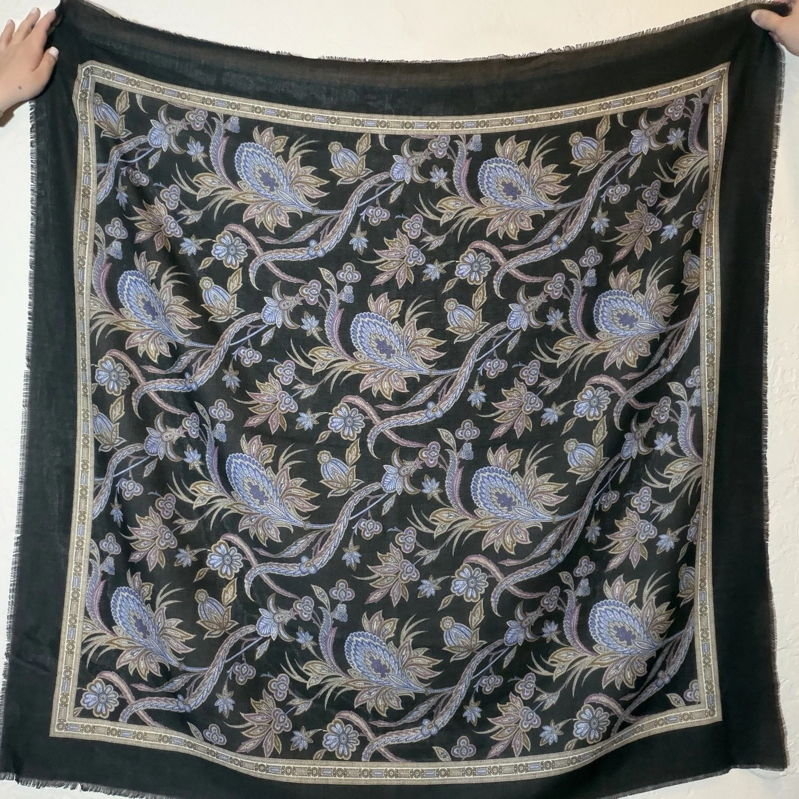Art of the Scarf Italy 47” Paisley Square Wrap Tie Rack Black Blue Yellow