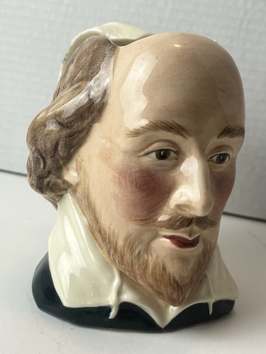 ☕️SYLVAC CERAMICS STAFFORDSHIRE ENGLAND WILLIAM SHAKESPEARE FIGURA TOBY BROCCA A+