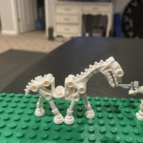 LEGO Fantasy Era Castle Minifigure Horse Skeleton Warrior 7094 7092 7090 7091 #3