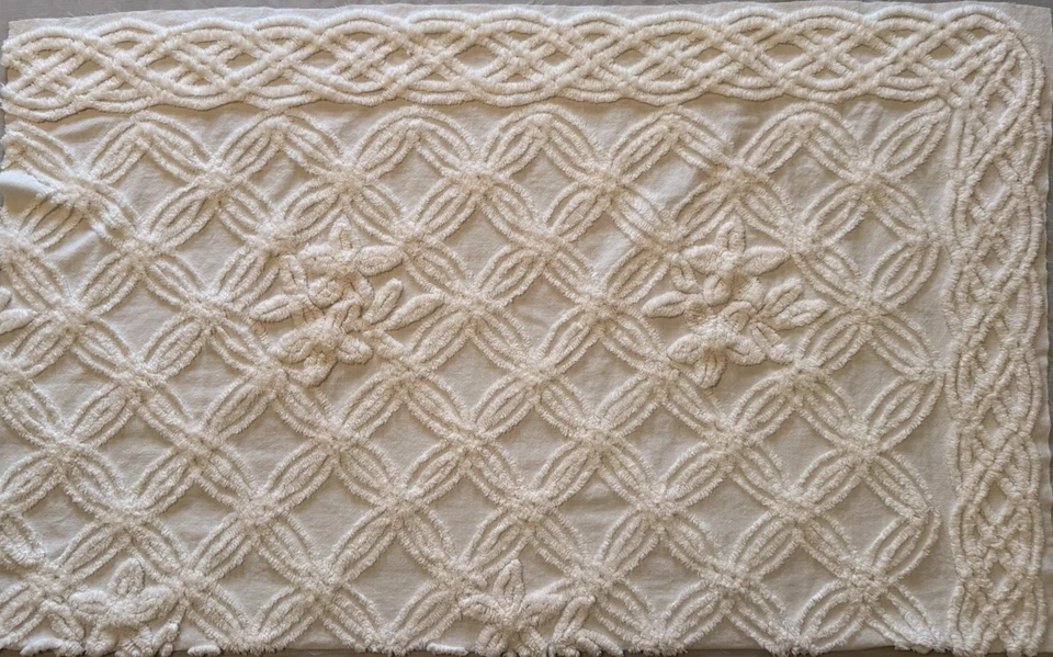 Colcha de chenilla de algodón blanco roto vintage 26x42" Foto 3 de 3