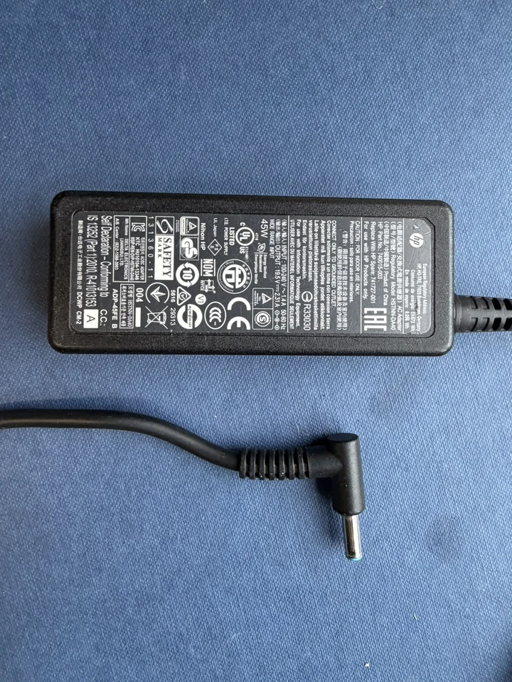 Genuine 45W AC Adapter for HP Charger TPN-C125 HSTNN-LA40 HSTNN-DA40 854054-002 - Image 1 of 1