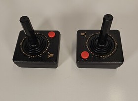 Atari vintage Flashback 2 video game console 2 wireless controllers power supply