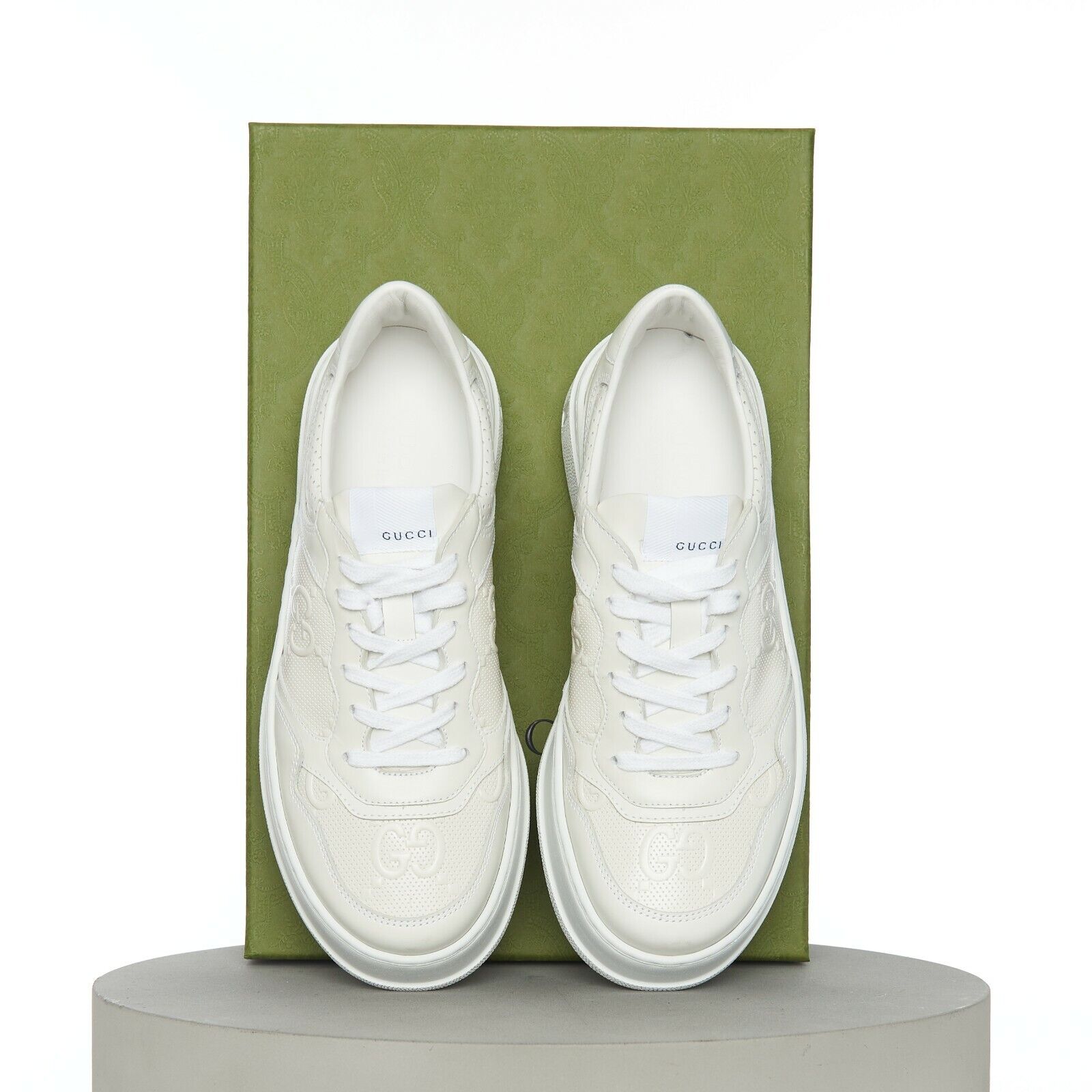 GUCCI 850$ Men's GG Embossed Sneaker In White Leather