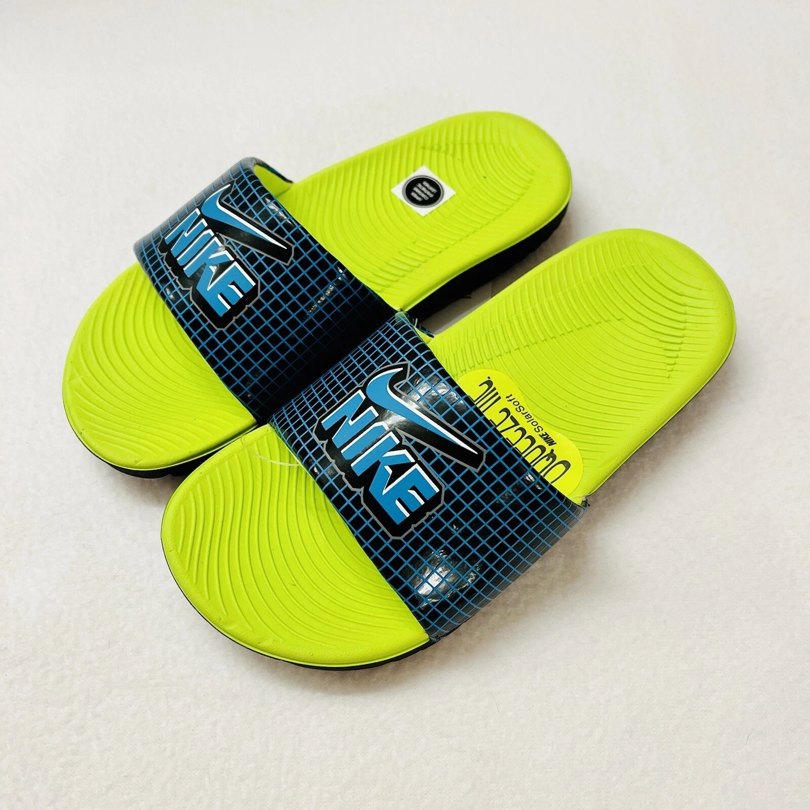 ❣️VENDITA❣️NUOVE scarpe con infradito Nike bambini slide CW1657 001 taglia 12C verdi