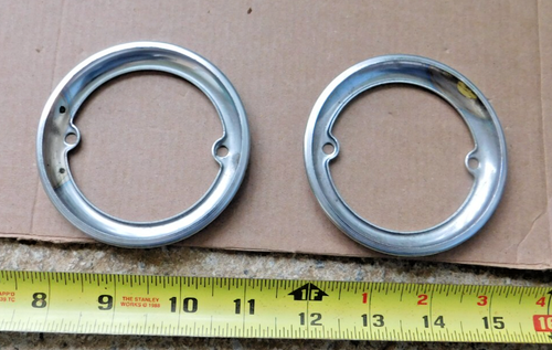 2 NOS GUIDE PARKING LAMP BEZELS FOR 1946-49 BUICK CARS 1947 1948 1949 - Picture 2 of 3
