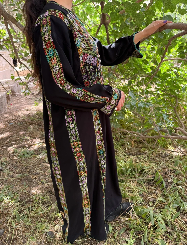 Handwoven Thobe - Palestinian Heritage Embroidered Tatreez - Small defect - Image 2 of 4