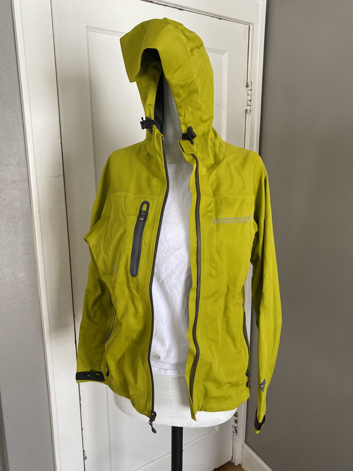 Stormtech Performance Rain Jacket Women’s S, Ligh… - image 2