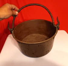 Vintage Hanging Copper Pot, Cauldron ~ 12 "x 7" Nice.