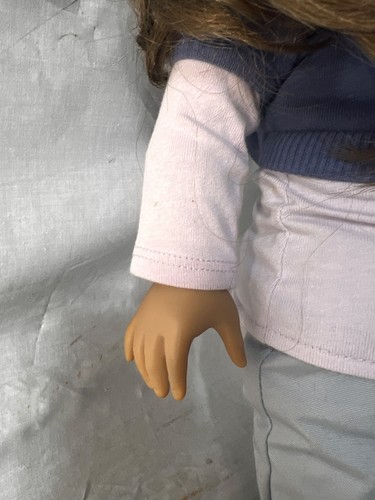 Muñeca American Girl con Pelo Castaño Ojos Azules y Conjunto - Incluye Chaqueta con Cremallera G - Imagen 5 de 15